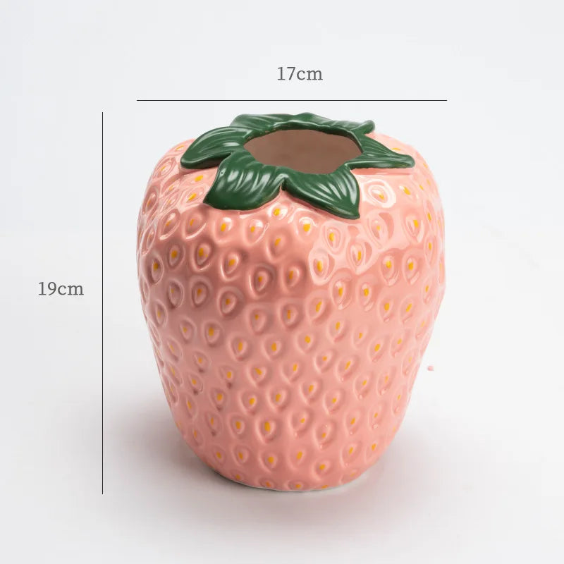 Junips | Ugly Strawberry Vase