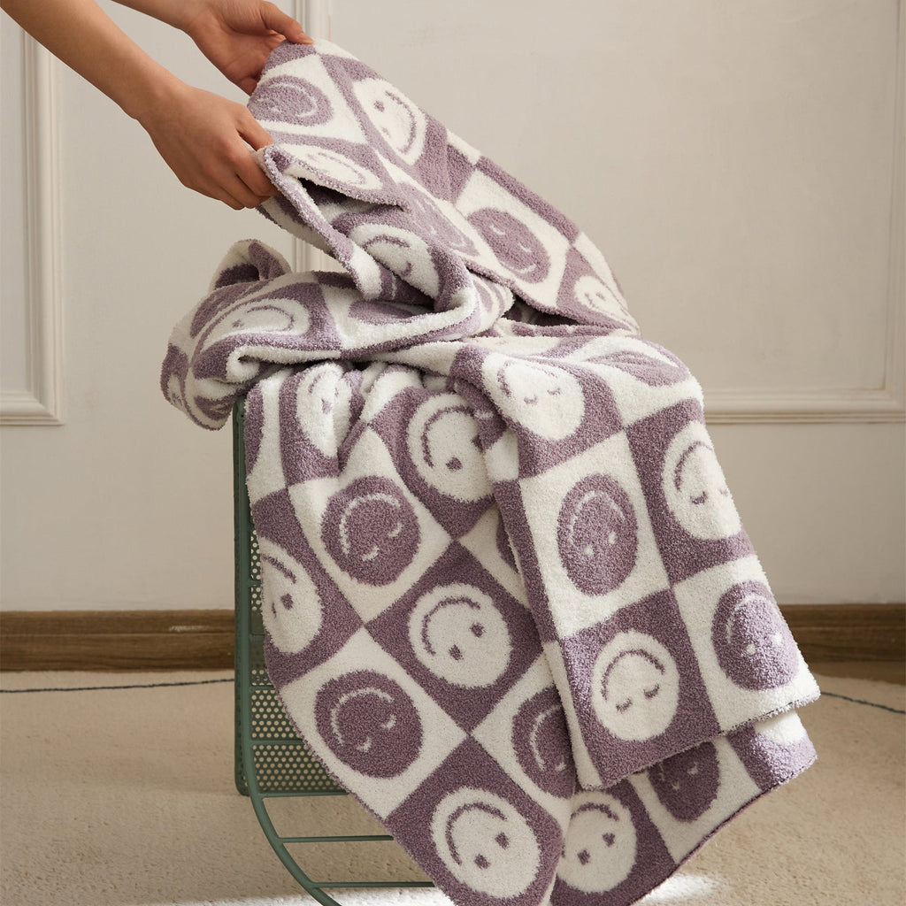 Junips | Smiley Checked Blanket