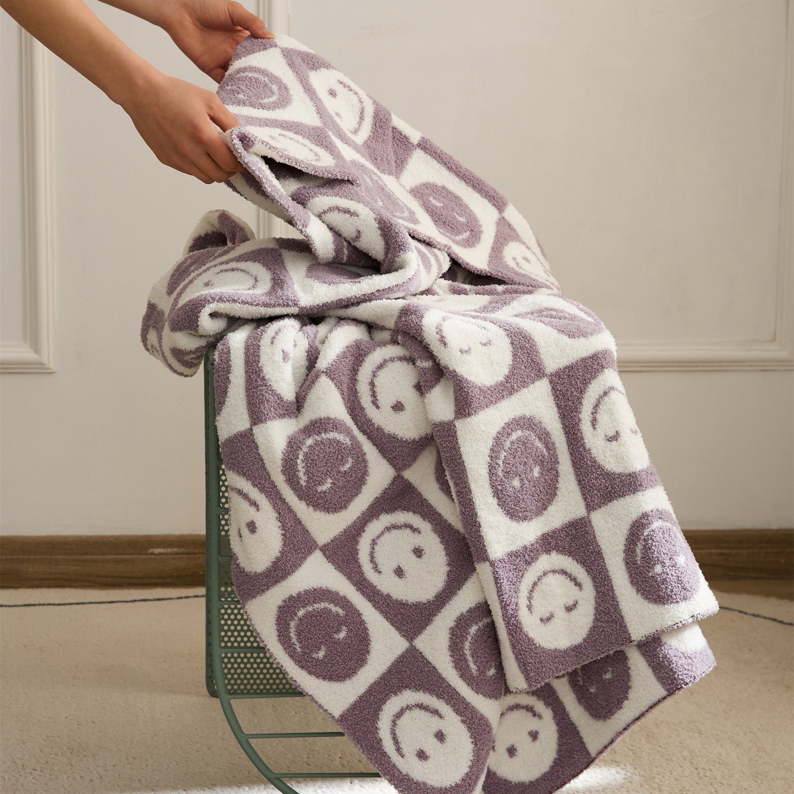 Junips | Smiley Checked Blanket