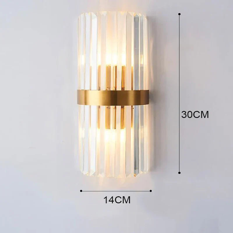 Junips | Elegant LED Wall Lamp in Gold