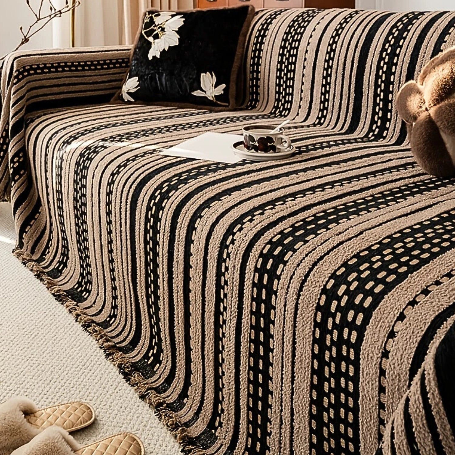 Junips | Sahara Style Plush Boho Sofa Cover Blanket