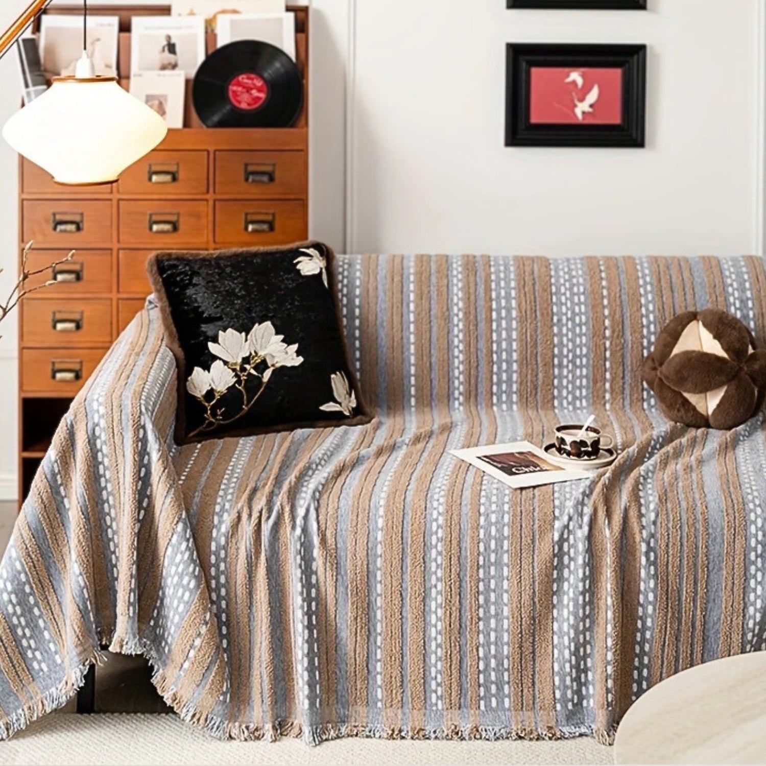 Junips | Sahara Style Plush Boho Sofa Cover Blanket