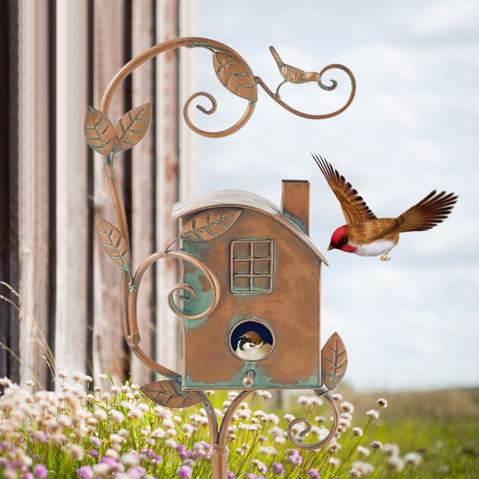 Junips | Metal art birdhouse garden stake - Talart