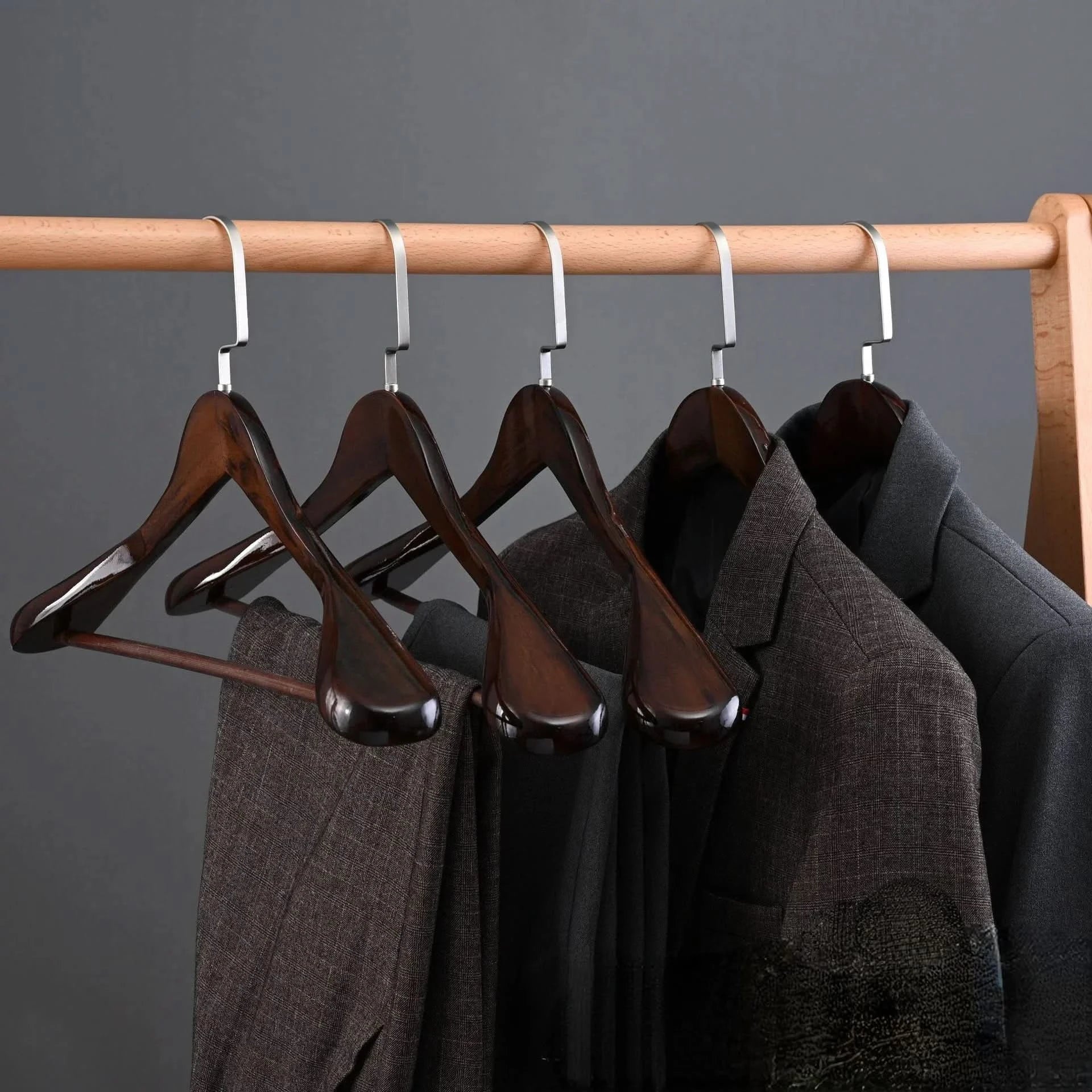 Junips | Luxury Wooden Clothes Hangers | Solid Hardwood Construction | 360° Swivel Chrome-Plated Steel Hooks | Contoured Shoulder Support | Non-Slip Pant Bar | Precision-Polished Smooth Finish
