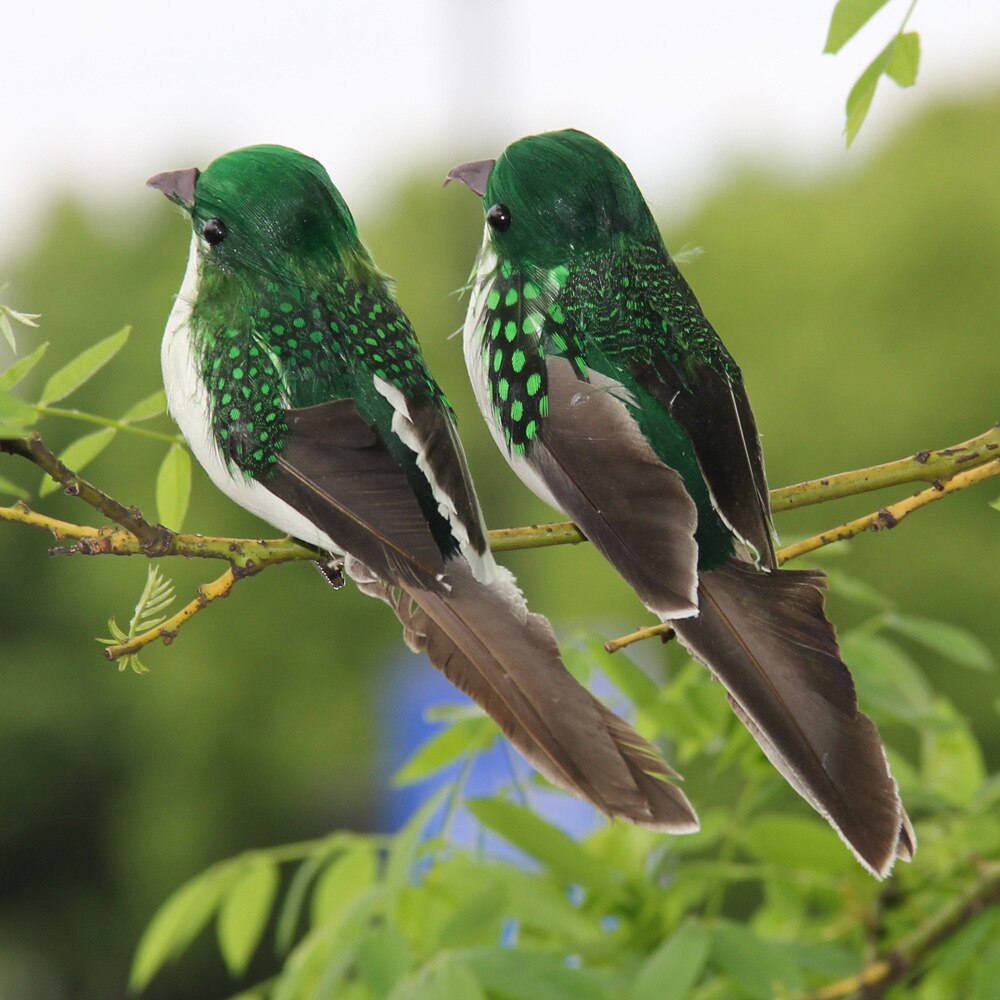 Junips | Lifelike feathered birds for outdoor decoration