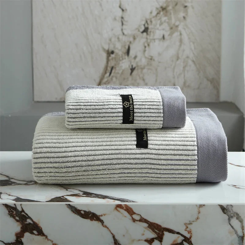 Junips | Luxurious, super soft and absorbent face/bath towel made from 100% organic cotton