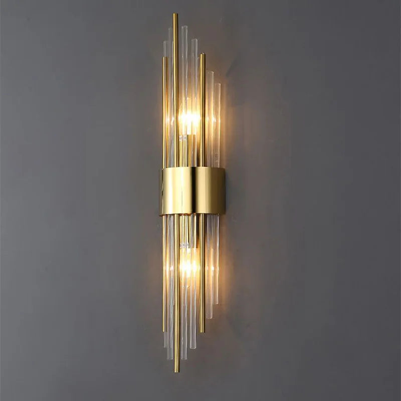 Junips | Elegant LED Wall Lamp in Gold