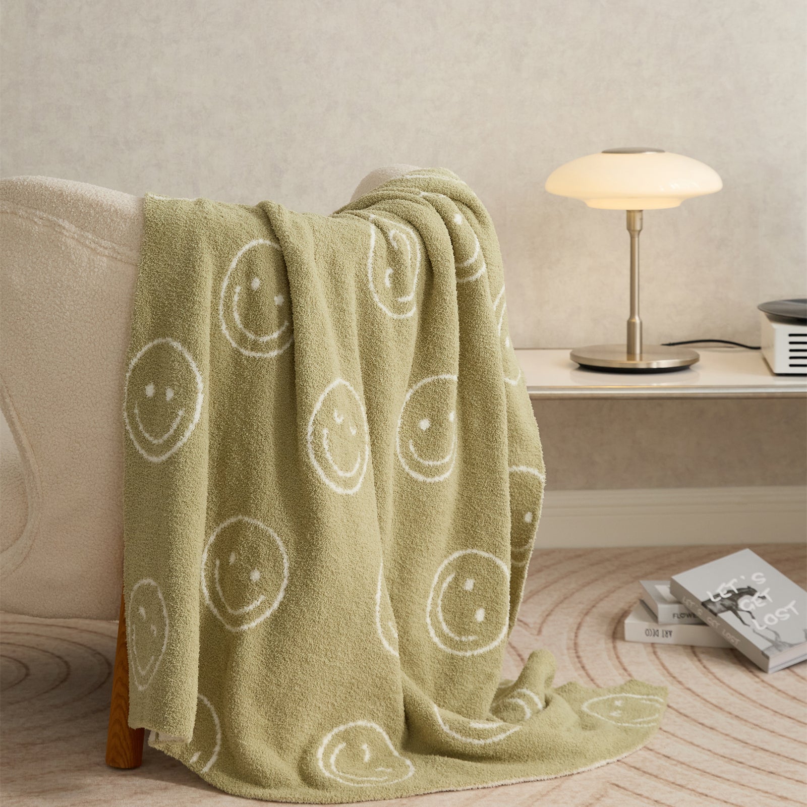 Junips | Smiley Blanket