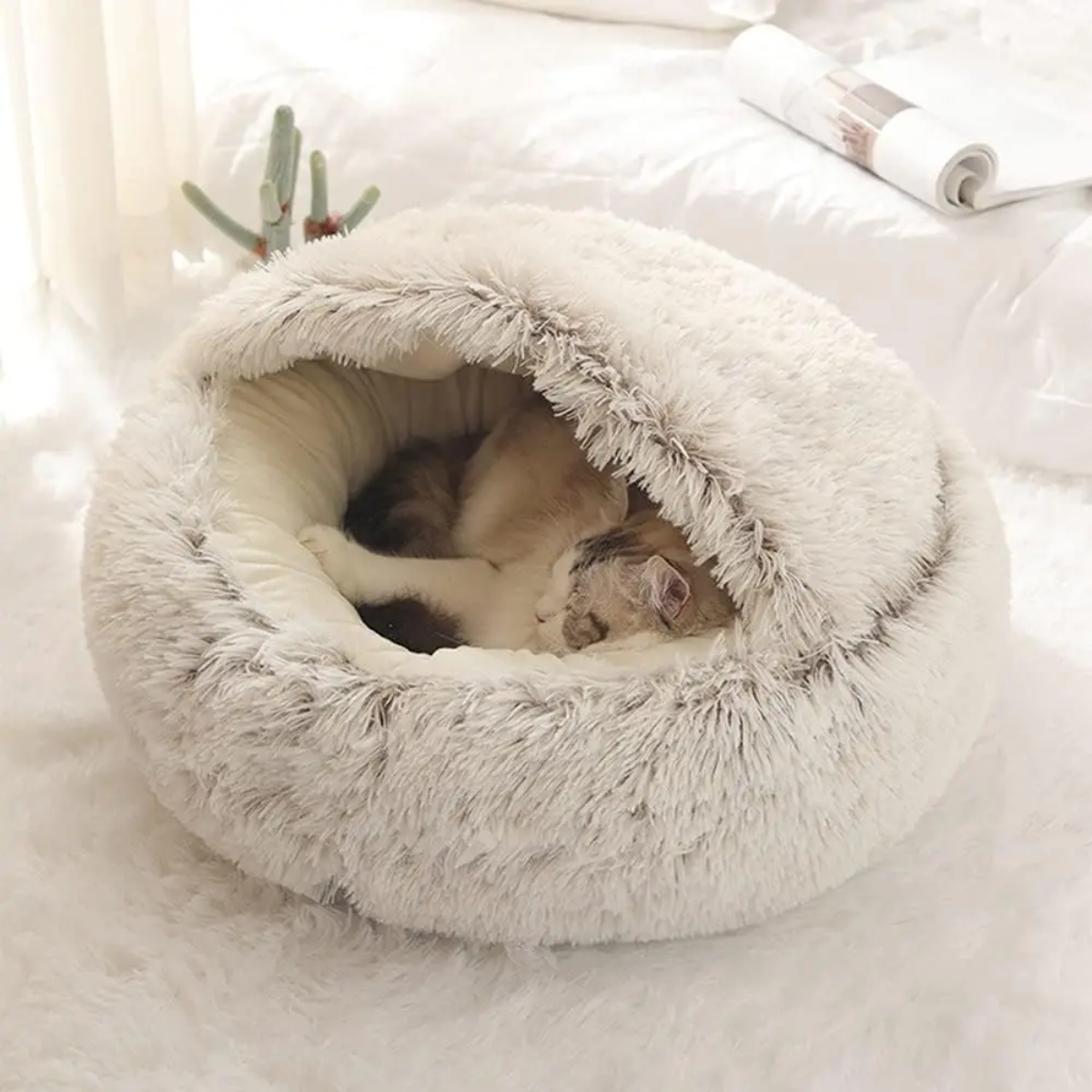 Junips | Cozy Cave Pet Bed | Calming & Comfortable Dog Bed for Deep Relaxation
