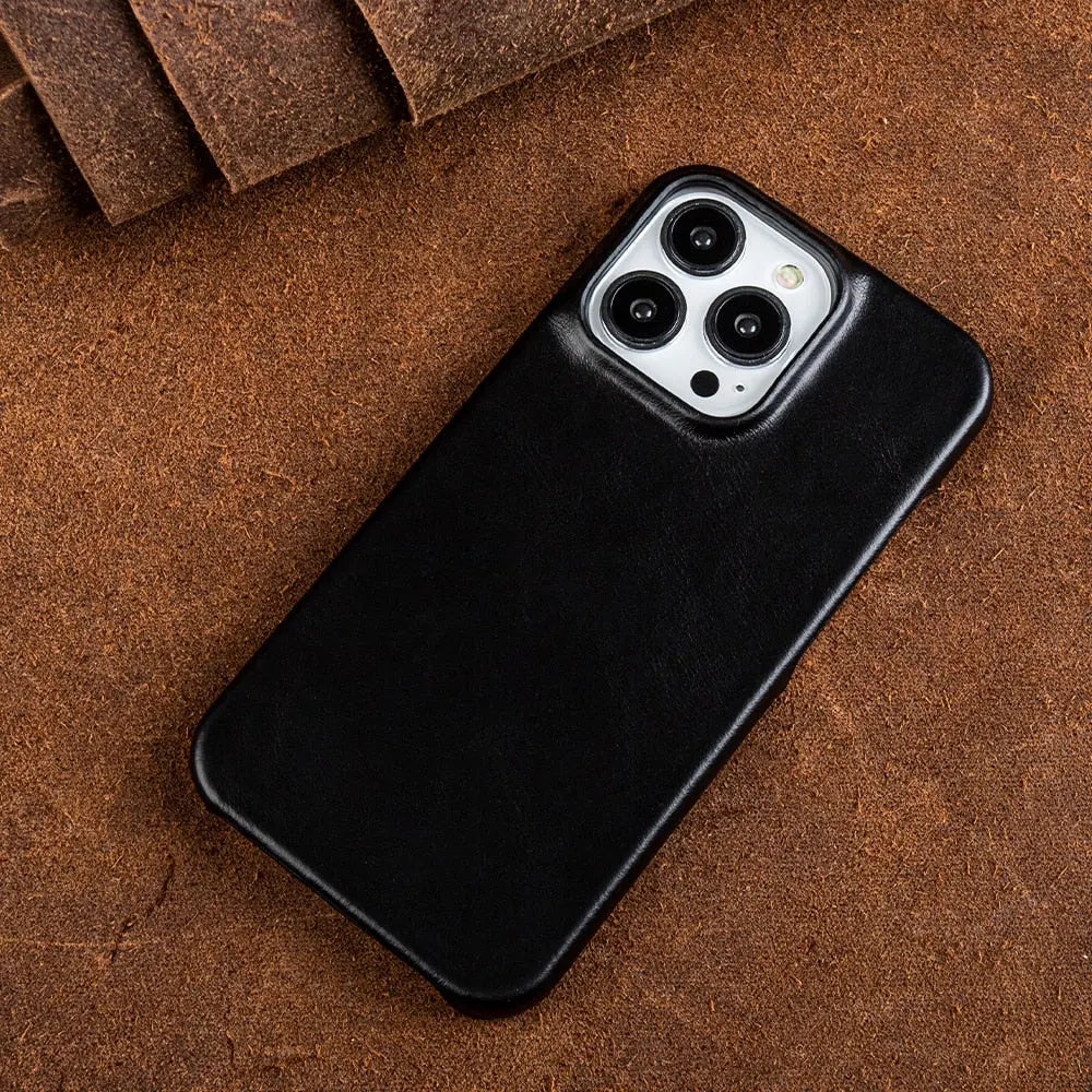 Junips | RoyalLeather: Luxurious, handmade case made of genuine cowhide leather for the iPhone