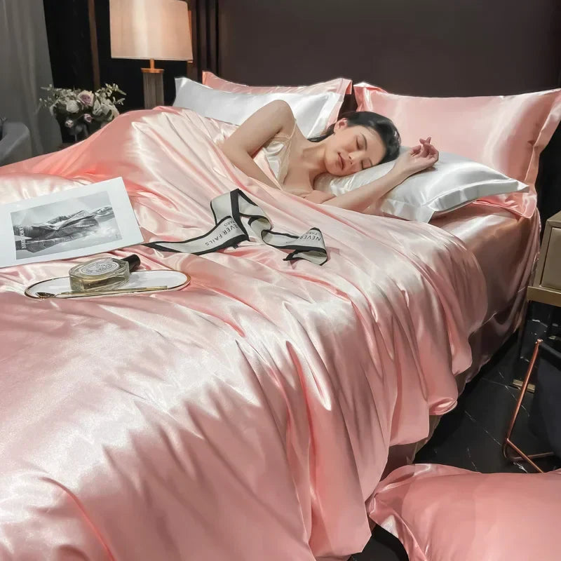 Junips | Luxurious Silk Bed Set