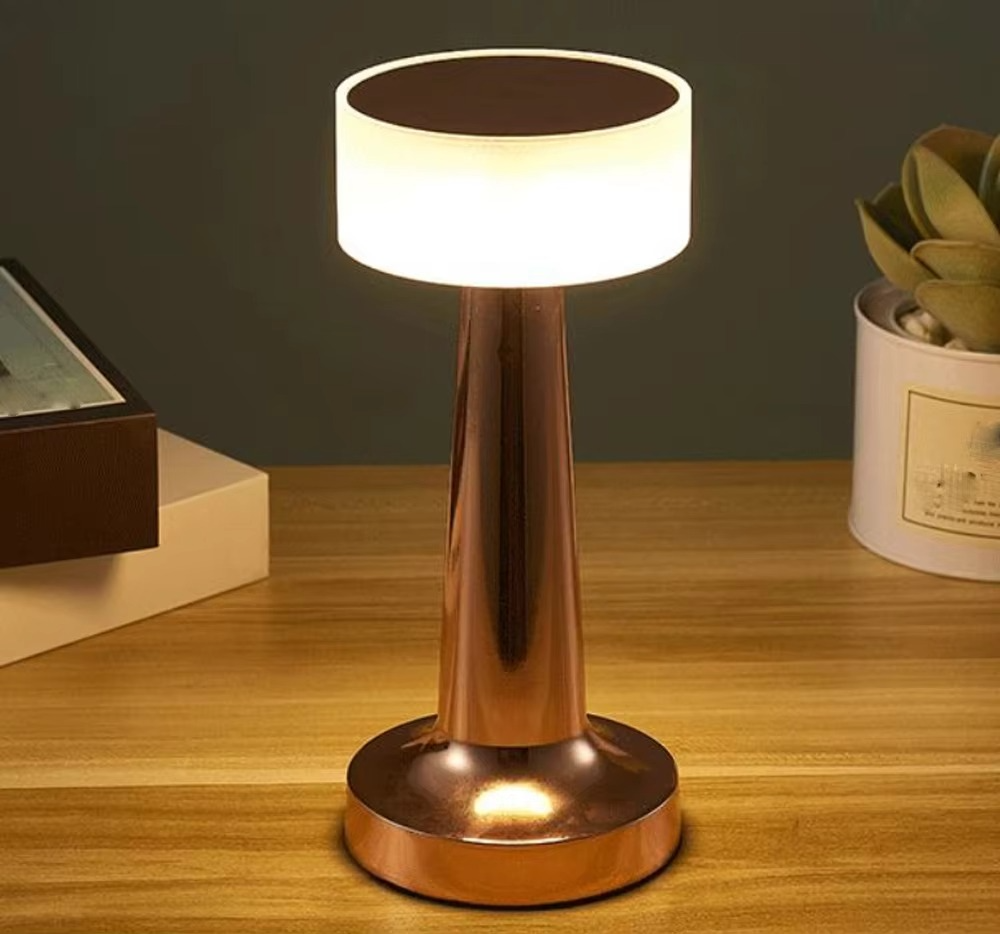 Junips | Versatile Touch-Sensitive LED Table Lamp