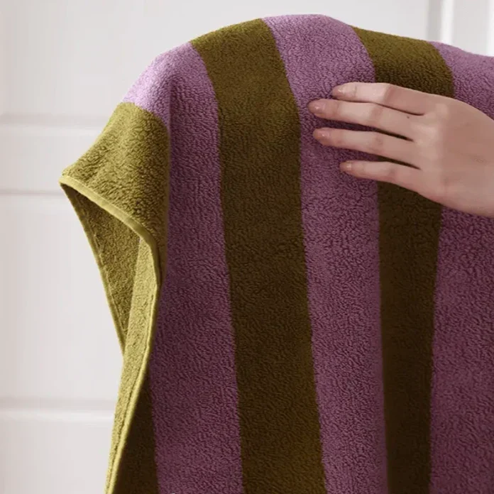 Junips | Retro Stripes Towel (Chunky)