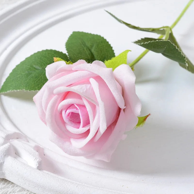 Junips | 20 pieces Realistic Velvet Silk Rose Bouquet