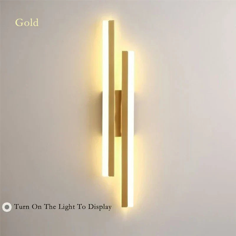 Junips | Modern LED Wall Lamp: Black/Gold Acrylic Room Decoration Light