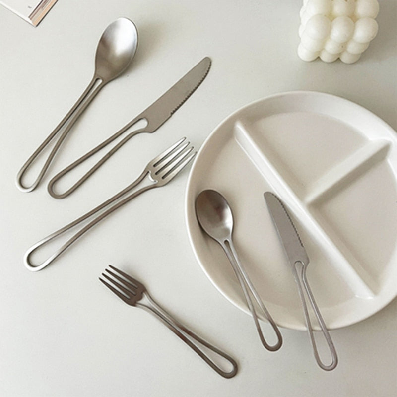 Junips | Outline Cutlery Set made of Stainless Steel
