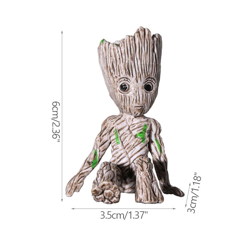Junips | Cartoon Large Miniature Figure: Playful Office Decoration