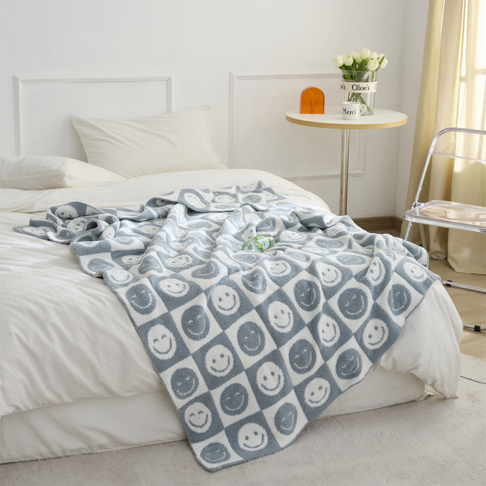 Junips | Smiley Checked Blanket