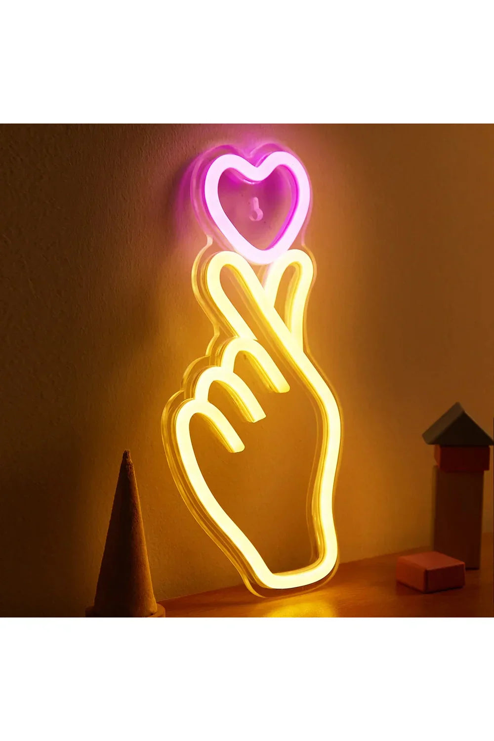 Junips | Hand Heart LED Neon