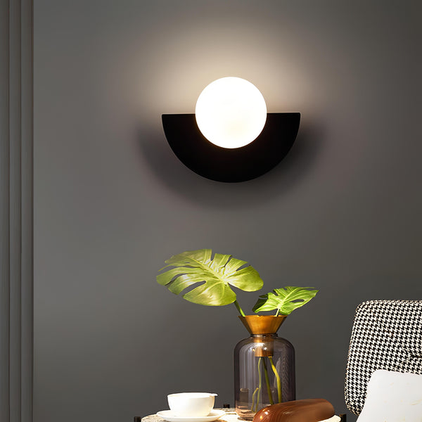 Junips | Everest - Nordic Semi-Round Wall Lamp