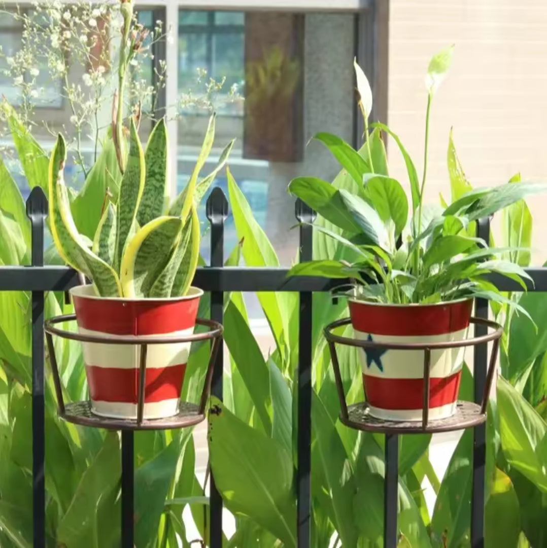 Junips | 3Pc Over the Balcony Flower Pot Holder Black Nov