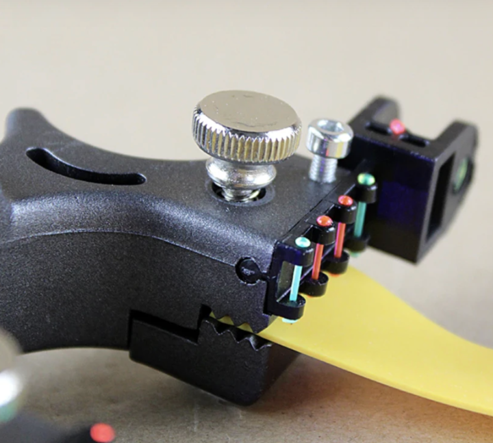 Junips | High-precision professional laser catapult