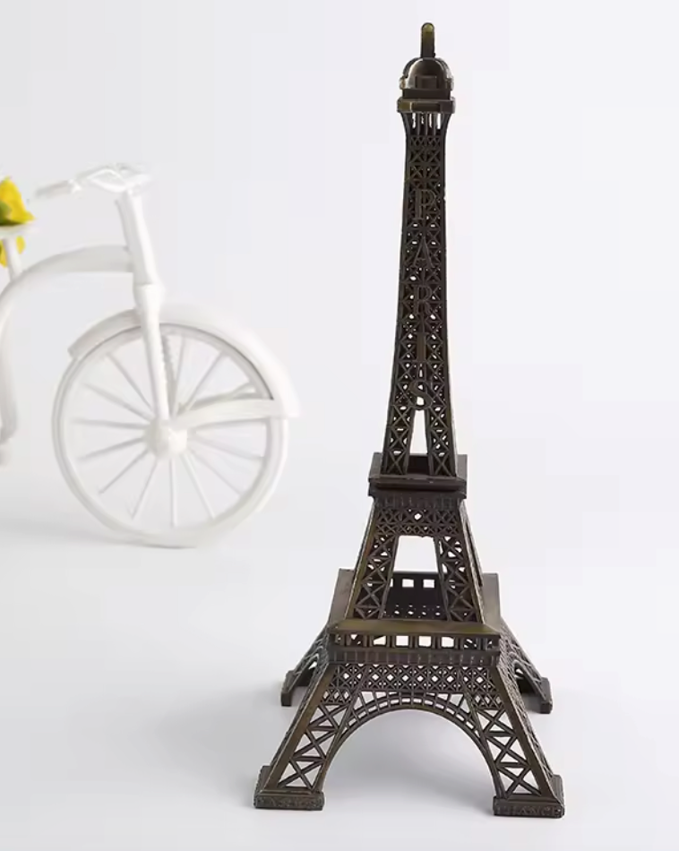 Junips | Eiffel Tower Metal Sculpture