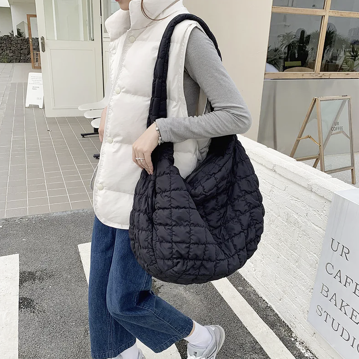 Junips | Cross Quilt X-Large Shoulder Bag