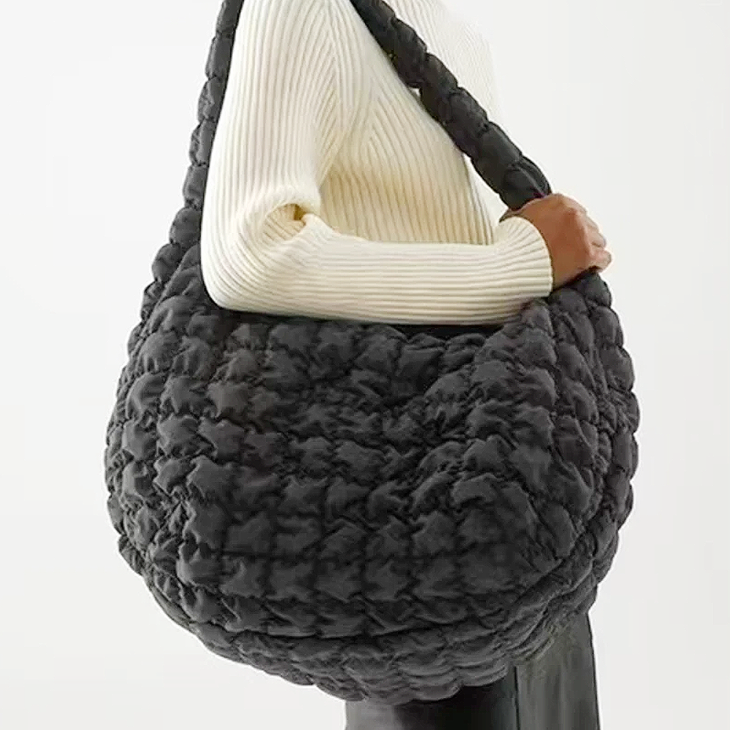 Junips | Cross Quilt X-Large Shoulder Bag