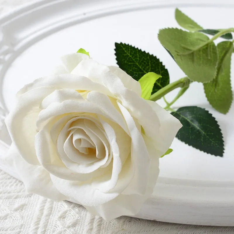 Junips | 20 pieces Realistic Velvet Silk Rose Bouquet