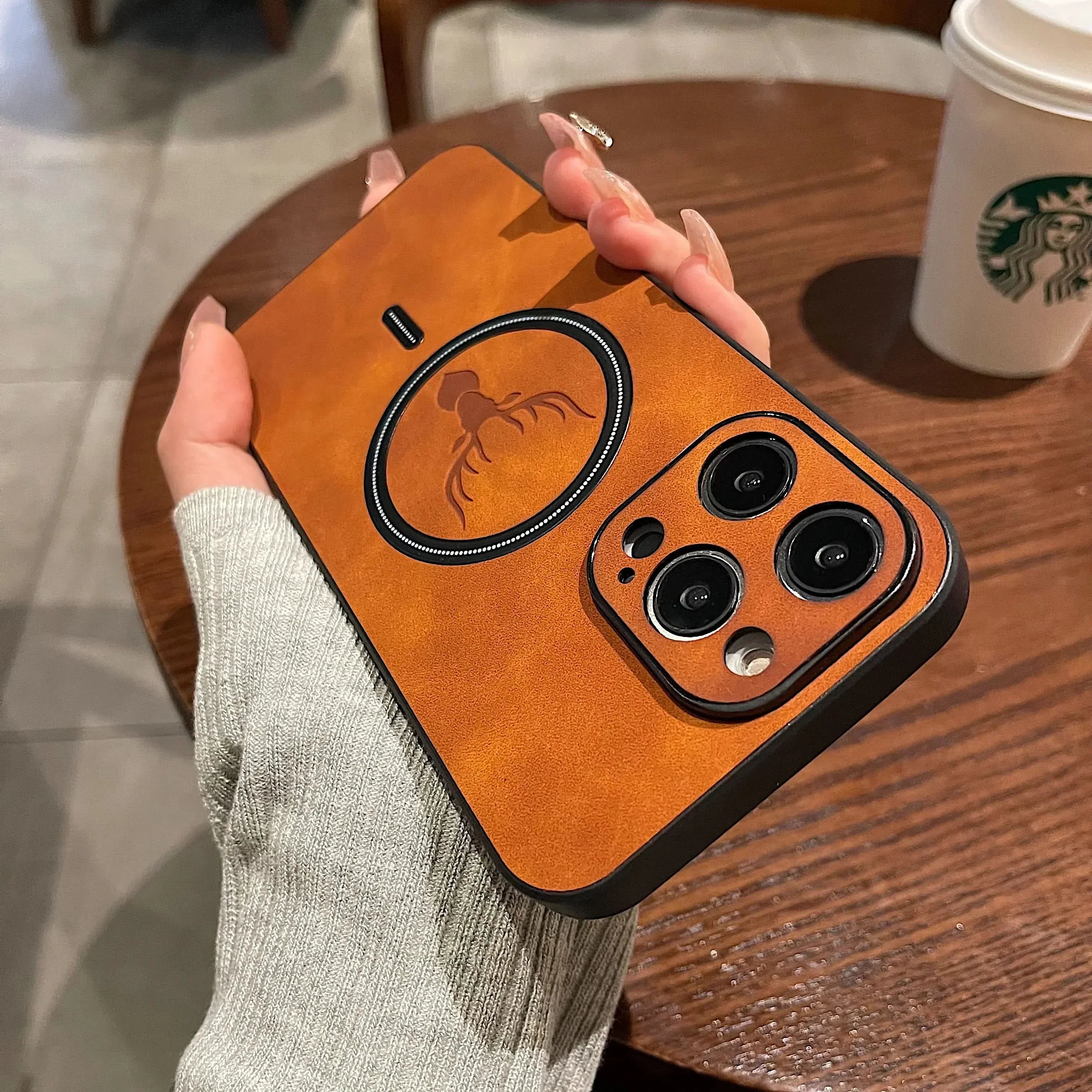 Junips | Deer Leather iPhone Case MagSafe Wireless Charging