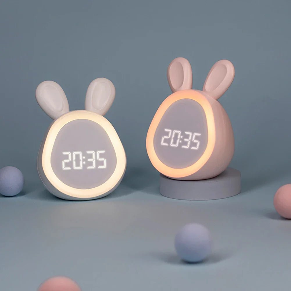 Junips | WakkerKonijn – Kids alarm clock with LED night light and playful rabbit design
