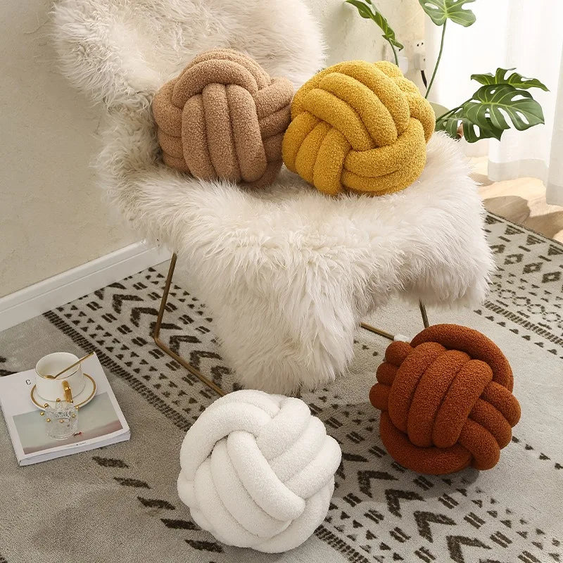 Junips | Throw Pillow - Cozy - Hand-Knotted Ball - Sheepskin
