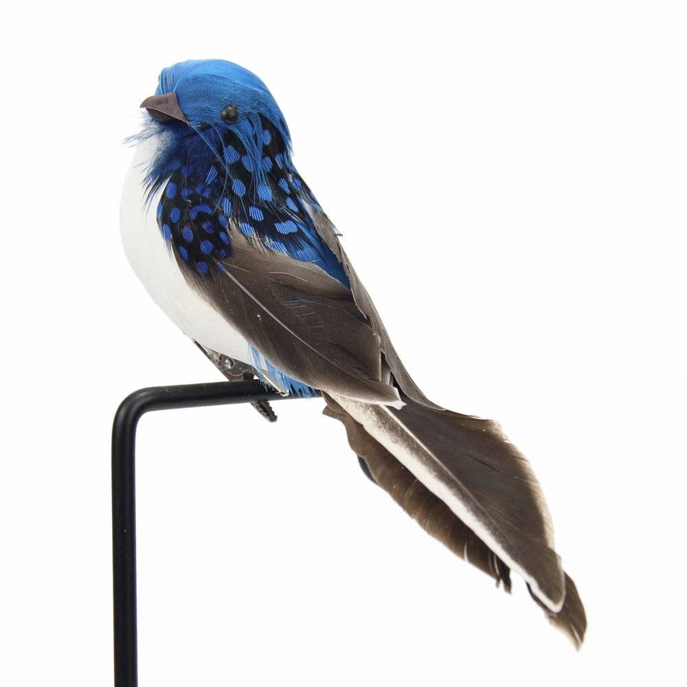Junips | Lifelike feathered birds for outdoor decoration
