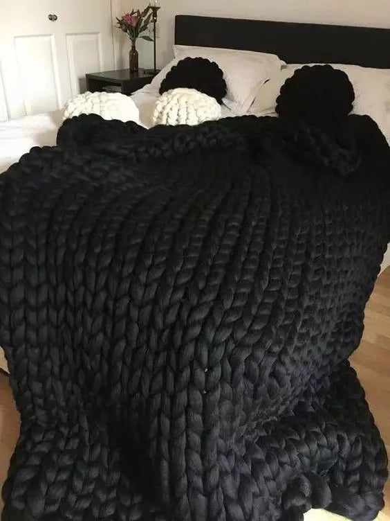 Junips | Chunky Knit Blanket – Cozy Wool Blanket for Every Room – Soft & Warm – Perfect for Sofa and Bed