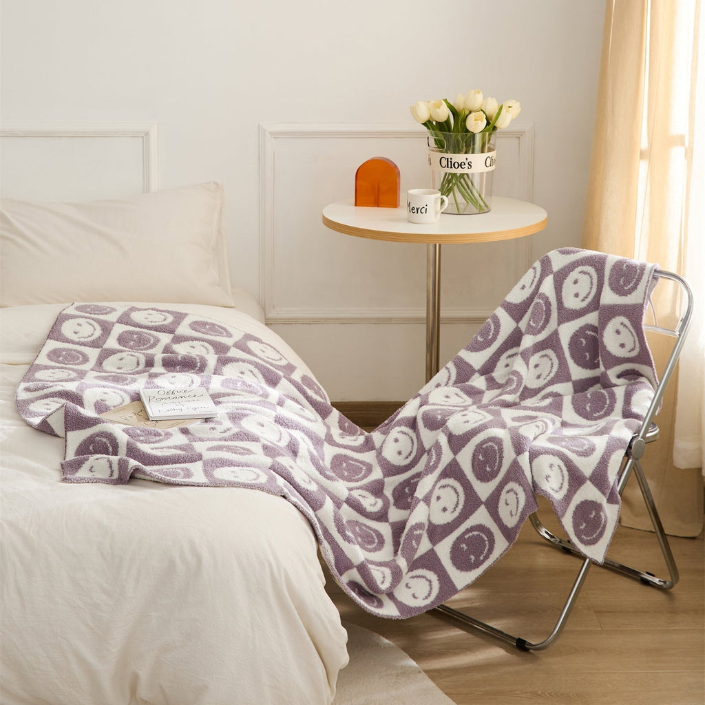 Junips | Smiley Checked Blanket