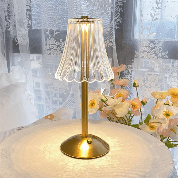 Junips | Crystal table lamp with warm light and built-in battery