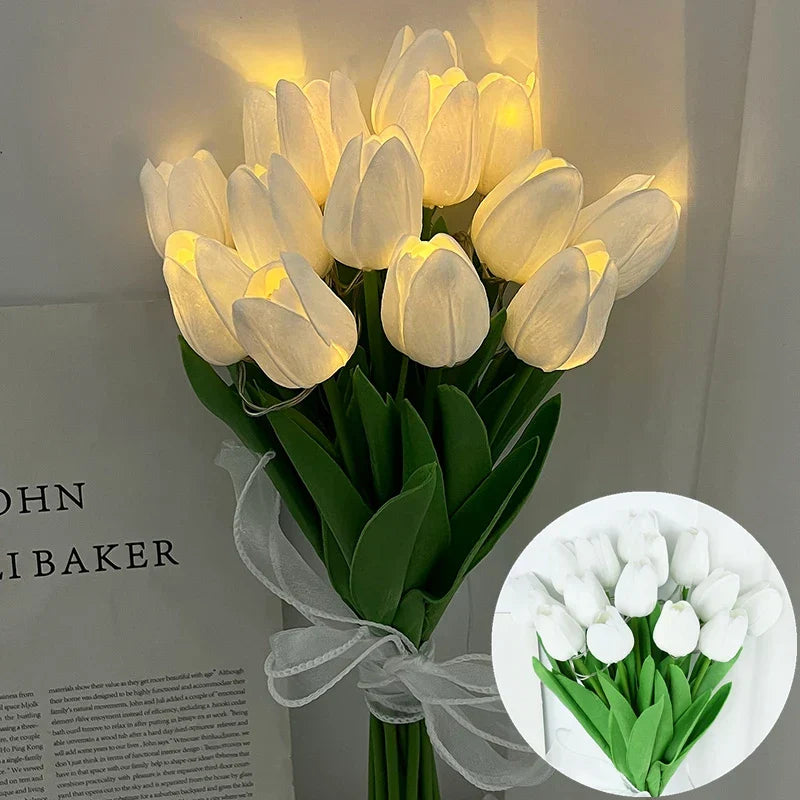 Junips | LED lamp with artificial tulip bouquet perfect for gifts or as wedding party home decorations