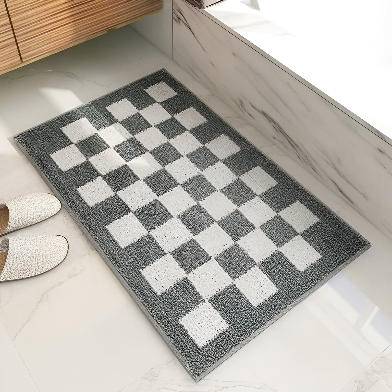 Junips | Plush Checkered Bath Mat