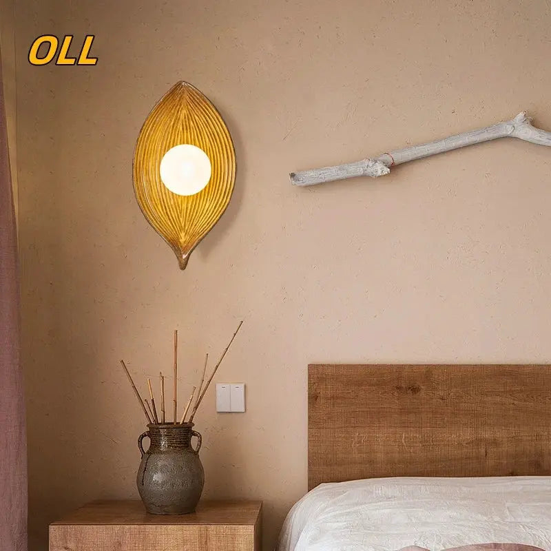 Junips | Wall lamp LED leaf gold Elegant
