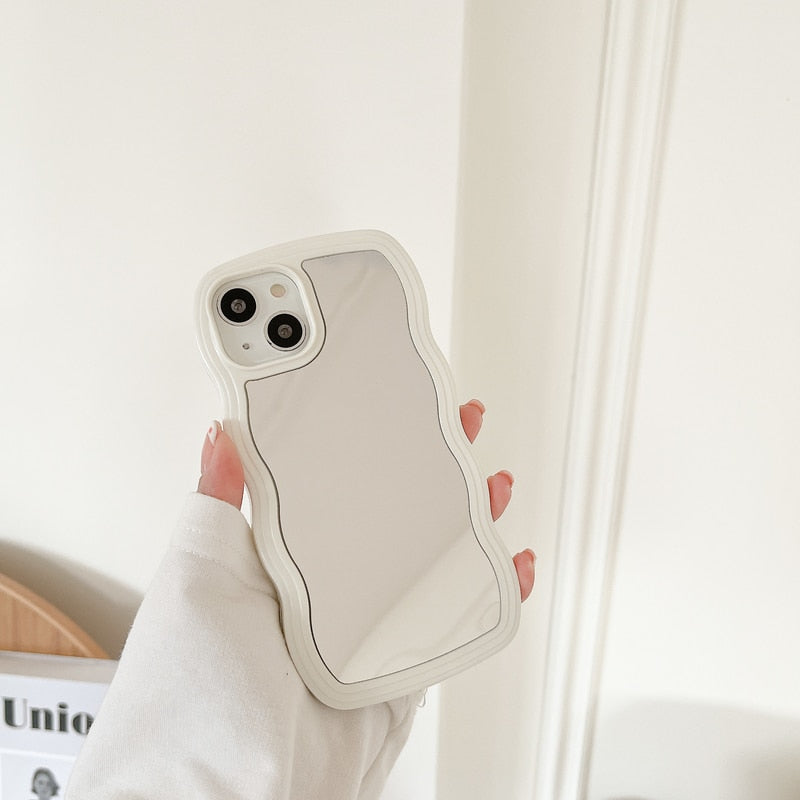 Junips | Wavy Makeup Mirror Phone Case