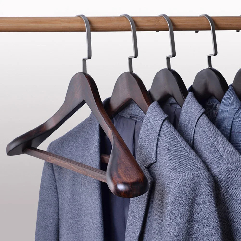 Junips | Oaklee Élite – Luxury Wood Hangers with Sophisticated Design