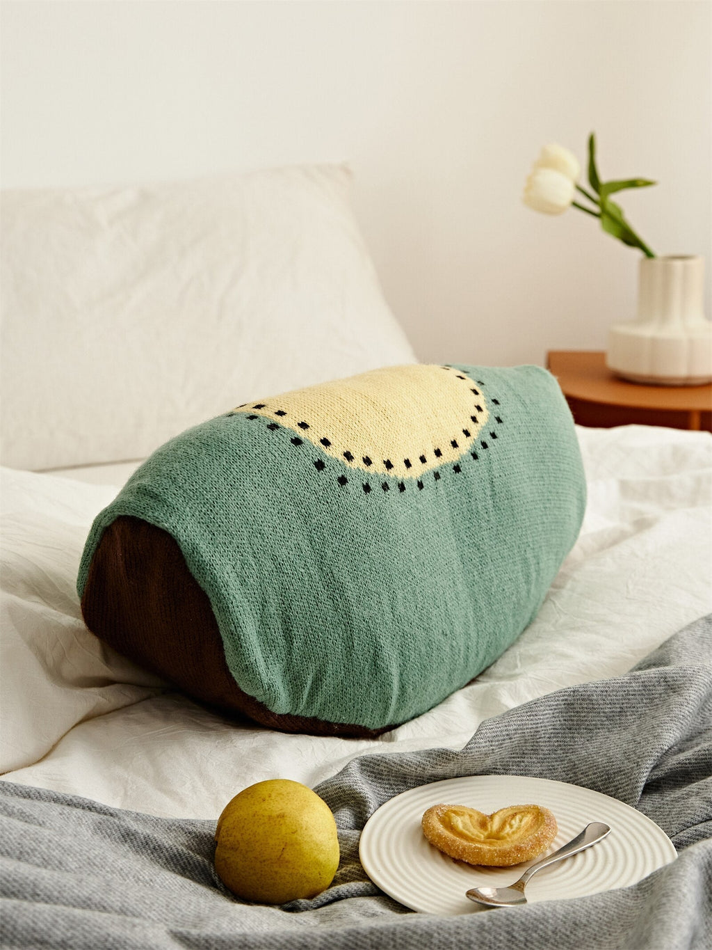 Junips | Fruit cushion