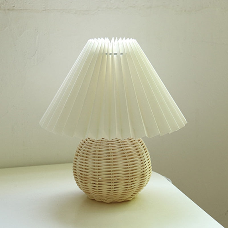 Junips | Nadia Table Lamp