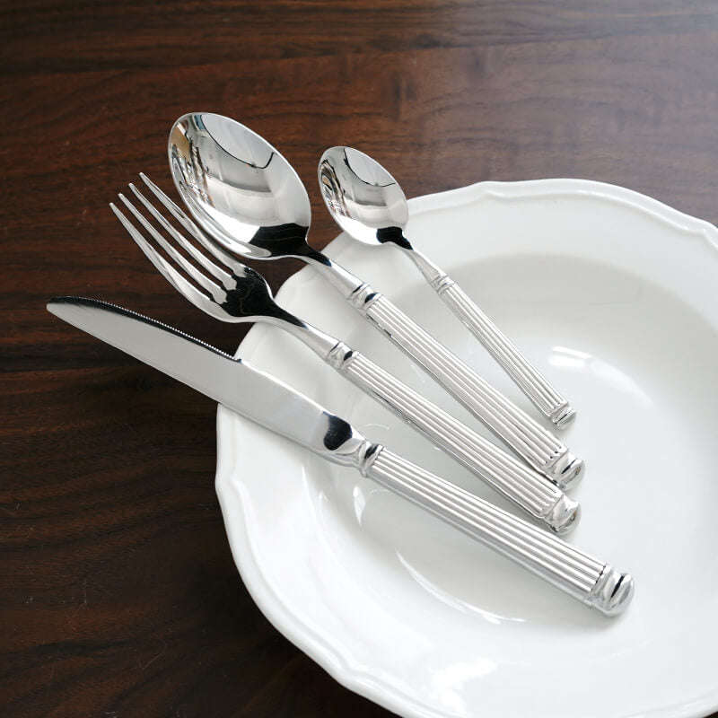 Junips | Simple Striped Cutlery 4 Piece Set