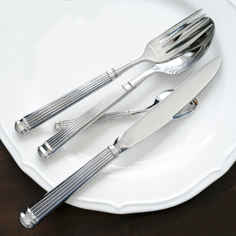 Junips | Simple Striped Cutlery 4 Piece Set