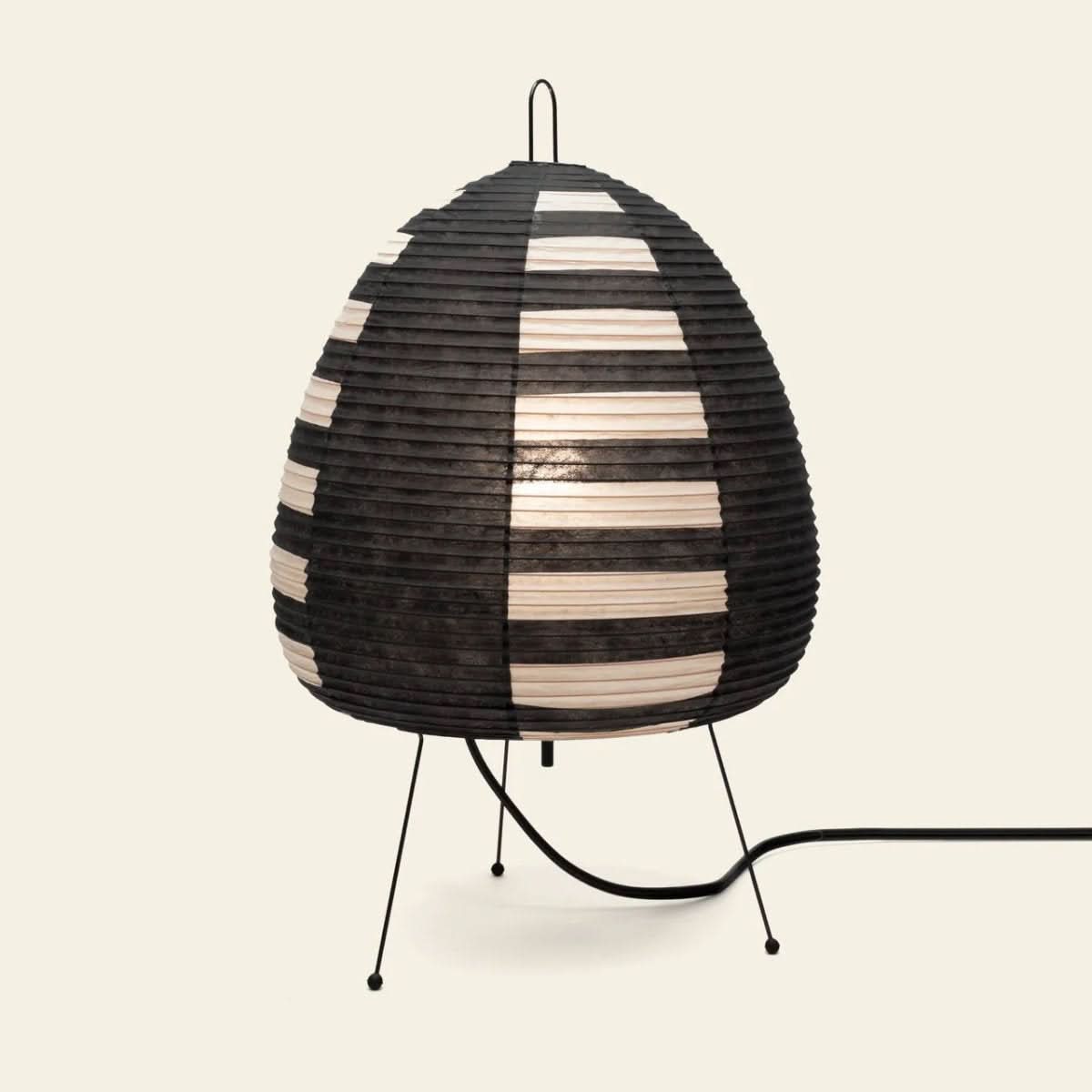 Junips | Elegant table lamp made of rice paper in Japanese design
