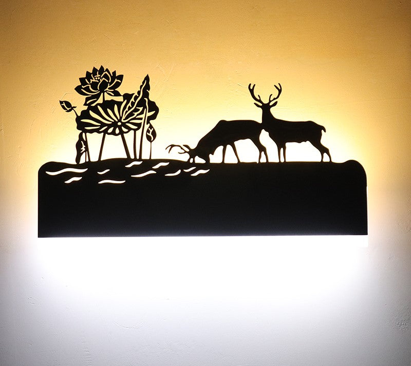 Junips | Wall lamp with versatile design