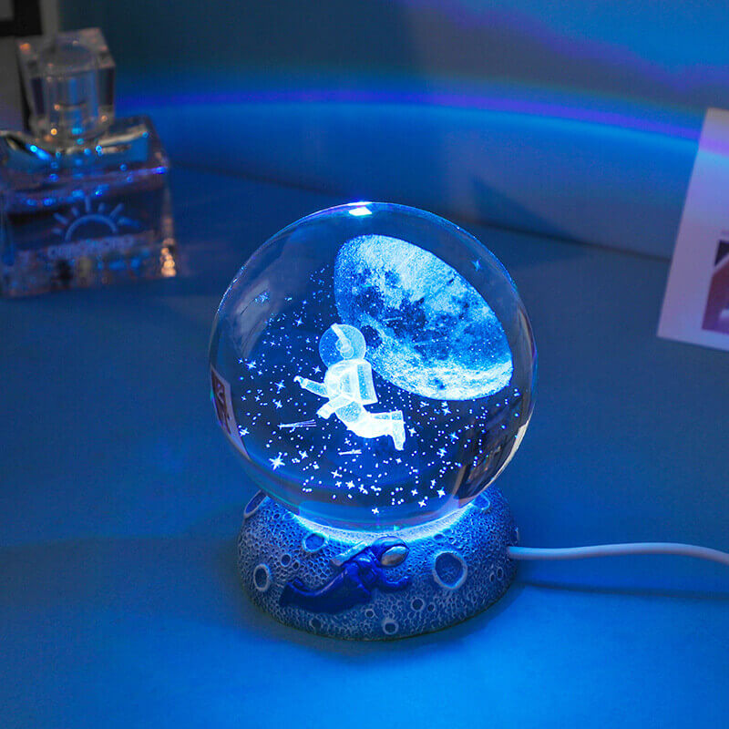Junips | Underwater World Crystal Ball Night Light