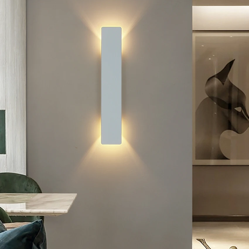 Junips | Weatherproof LED Outdoor Wall Light | IP65 Rated, Energy Efficient & Modern Design for Garden and Terrace Use